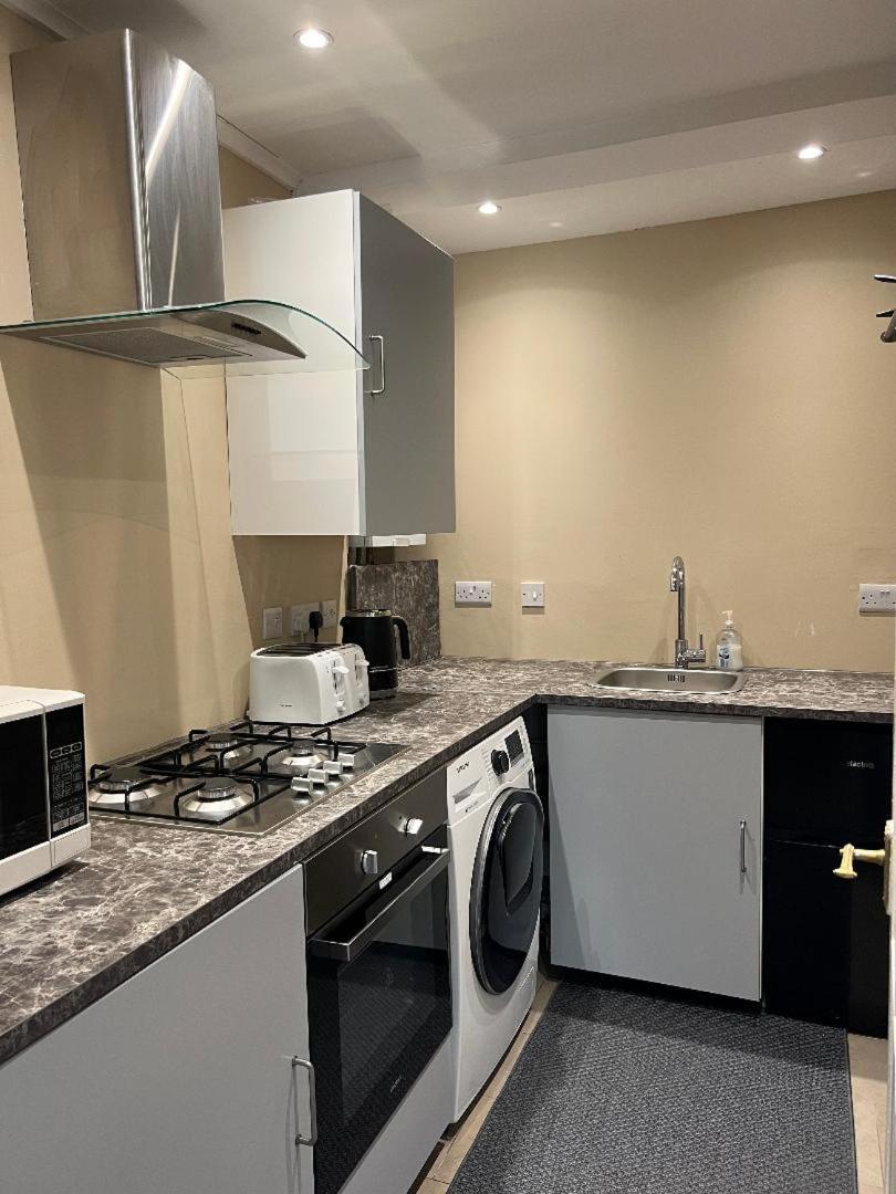 London Property Apartments For Up To 6, Next To Big Ben & London Eye מראה חיצוני תמונה
